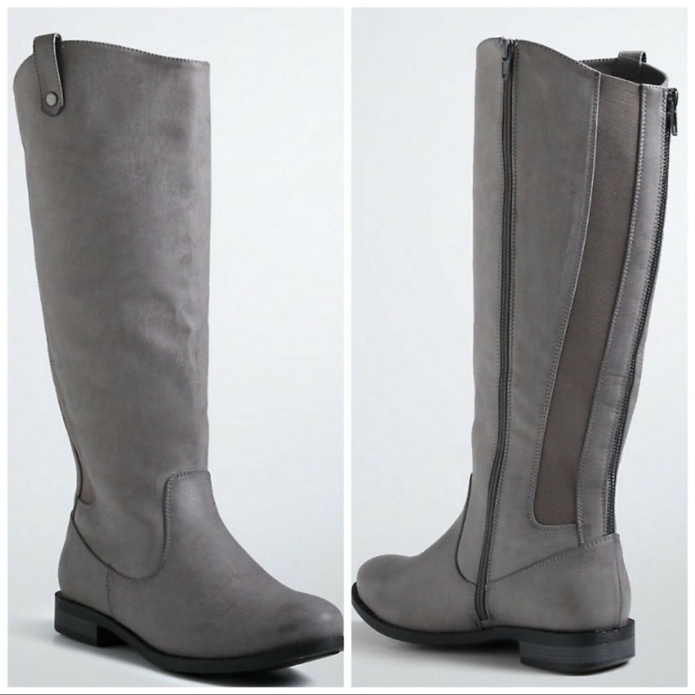 Torrid equestrian style grey back zip boots. Size 9w